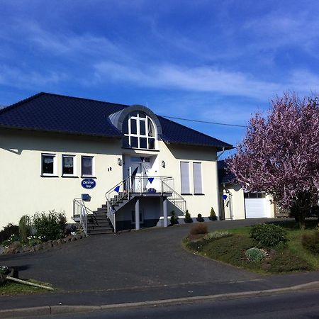 Eifelland-Ferien Apartment Kelberg Exterior photo